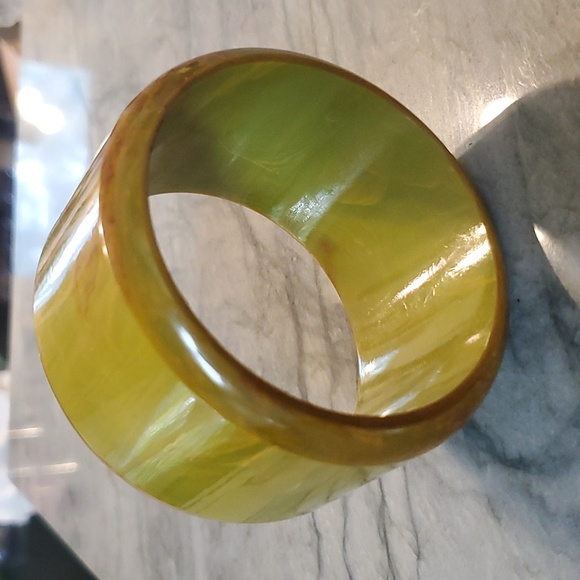 Large wonderful vintage antique bakelite large bangle, 2 tone due to oxidation - Picture 2 of 9
